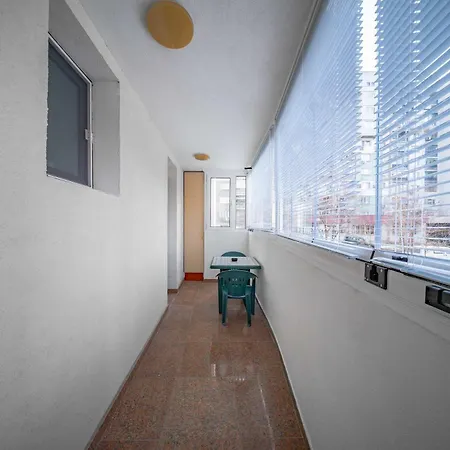 1br Flat Steps From Metro And Tram Stops By Flat Manаger דירה *