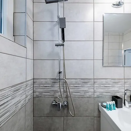 1br Flat Steps From Metro And Tram Stops By Flat Manаger דירה